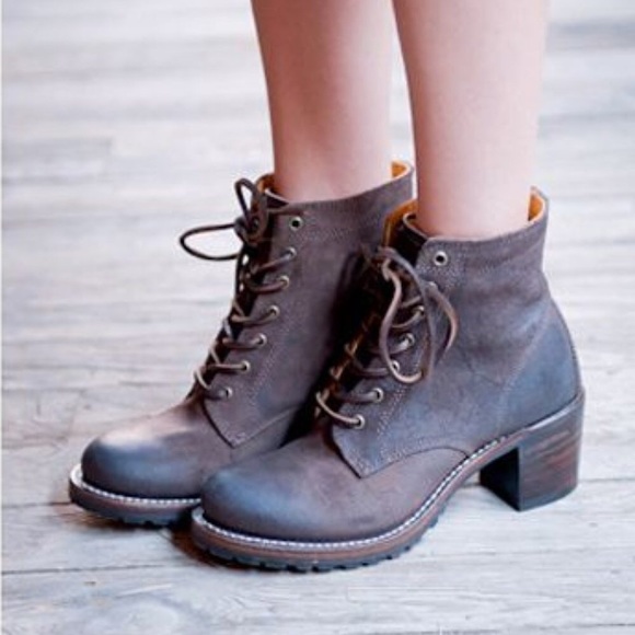 Frye Shoes - Frye Sabrina 6G Brown Suede Combat Ankle Booties